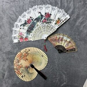 VTG 3 Folding Fans Hand Painted Peacock Couple Victorian Floral Lace Trim‎ Asian